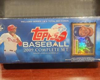 2009 TOPPS FACTORY SEALED SET. WITH RARE MICKEY GOLD CARD