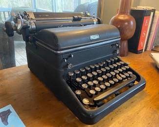 Royal 1940s Typewriter