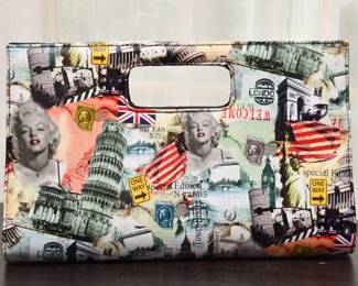 'International Landmark' Purse
