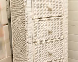 5 Drawer White Wicker and Wood Chest of Drawers