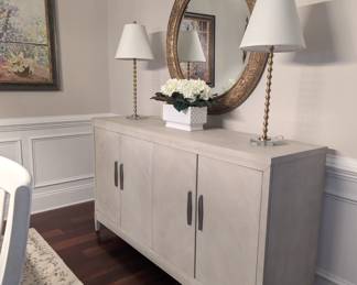 Lilly Sideboard in Champagne