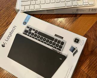 Logitech and Apple keyboards (new)