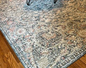 7x10' Saban area rug