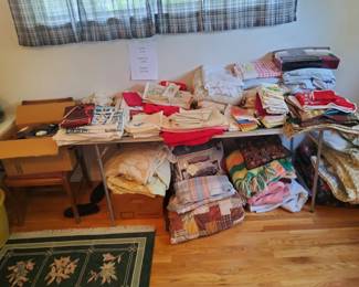 Bed sheets, blankets, table linens 