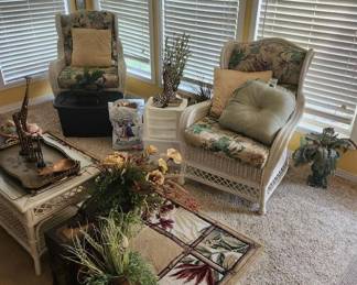Sun Room Chairs & Coffee Table