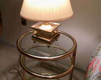 Vintage Gold Tone Glass Shelving Side Table w/Brass Pagoda style Table Lamp