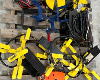 Extension cords and reels