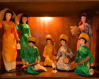 Vietnamese dolls