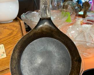 COOL! vintage Cowboy Skillet