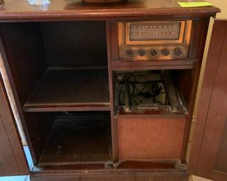 40s era music center- missing the pull out turntable, and the wiring is bad.  Still a cool piece.