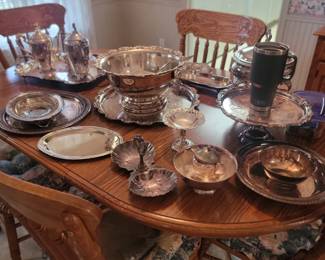 Dining Table with 6 Chairs