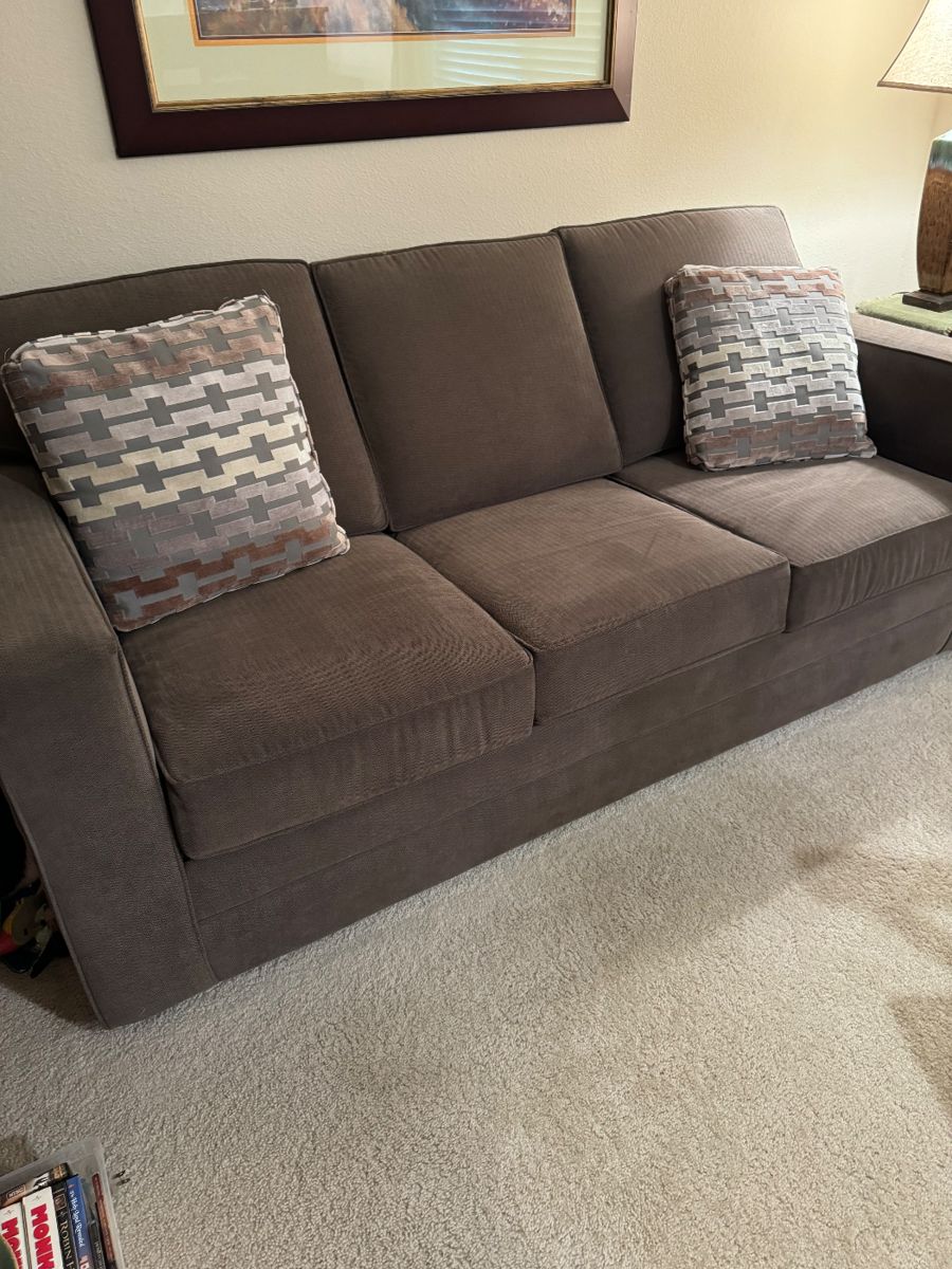Sold!!!!!!Hide a bed full size sleeper sofa