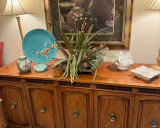 Sold!!!!
MCM Sideboard