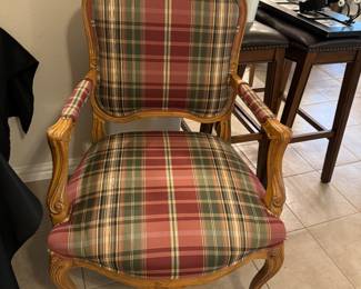 Accent chair