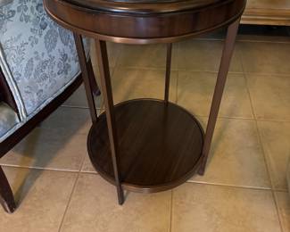 Accent Table