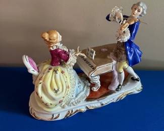 KPM figurines, Victorian couple