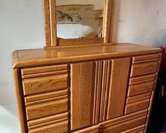 Blackhawk dresser with mirror