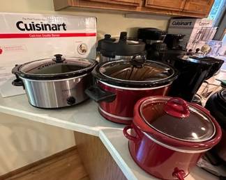 Cuisinart Cast iron double burner, HB crockpot, 