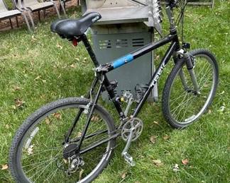 Men's Trek mountain bike