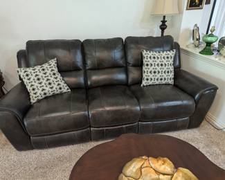 Sofa, double recliner