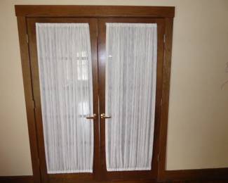 60″ Maple French Doors with Oak Trim
$395, now
$237 /