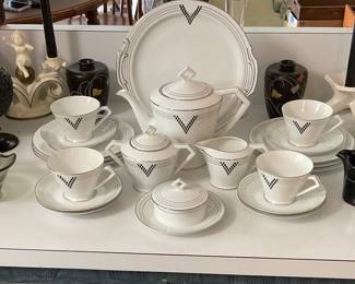 NORITAKE JAPANESE PORCELAIN