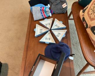 RECTANGULAR COFFEE TABLE