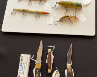 FISHING LURES & KNIVES