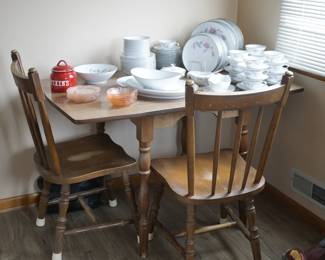 Noritake Rosemarie dinnerware