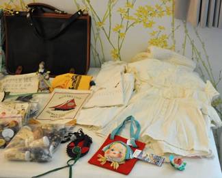 Vintage child's linens