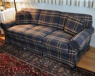 TrosLivingThomasvilleSofa