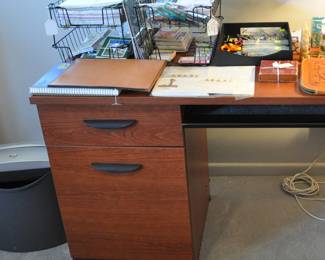 2 pedestal desk in very nice condition and sredder
