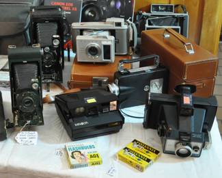 Vintage cameras from early 1900s to 1970s