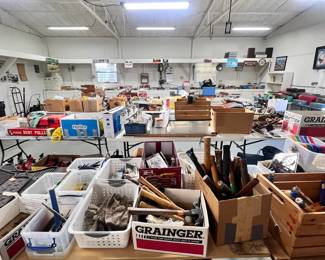 Large mechanics garage full of tools!