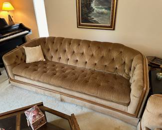 1980’s velvet chesterfield style sofa