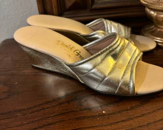 Daniel Green Silver Wedges