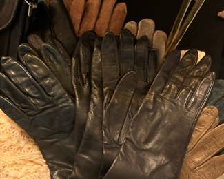 Assortment of Ladies Gloves