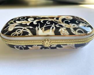 Assortment of French Porcelain Limoges Trinket Boxes