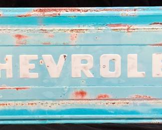 CHEVROLET TAILGATE SIGN, 45 L