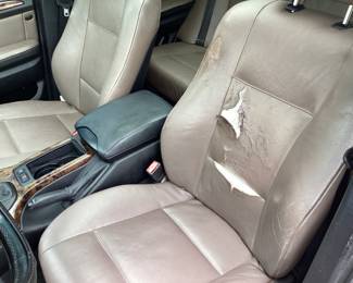 2005 BMW X5 SUV, WHITE WITH TAN LEATHER INTERIOR, 300,175 MILES, GOOD RUNNING CONDITION, TIRES ARE IN GOOD CONDITION POWER WINDOWS & A/C ARE WORKING
DRIVER SEAT HAS A TEAR IN THE LEATHER,