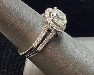 18KT WHITE GOLD HALO 1.5ct CENTER DIAMOND I I1 SPLIT SHANK ENGAGEMENT RING w .52ct SMALL ROUNDS G-H, VS2-SI1, 4.8 GRAMS, NATURAL DIAMONDS, SIZE 7, COMES WITH APPRAISAL