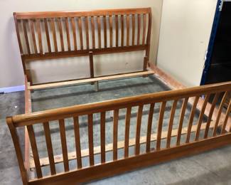 KING SIZE OAK SLAT BED