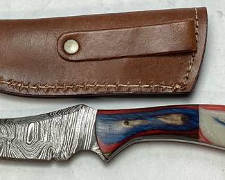 DAMASCUS STEEL BLADE SKINNING KNIFE