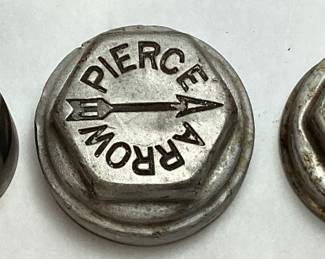 (5) VTG. HUBCAPS, STAR, PIERCE ARROW, CH