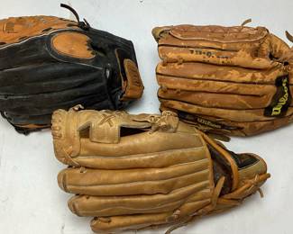 BASEBALL GLOVES AND BASEBALLS
