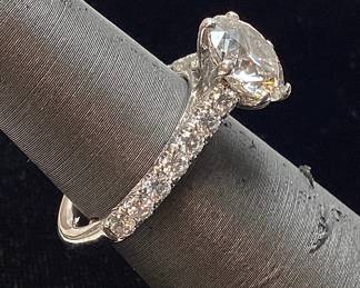 18KT WHITE GOLD 2.54ct M S1 CENTER DIAMOND TACORI ACCENTED SOLITAIRE ENGAGEMENT RING, .59ct SMALL ROUNDS F-G VS1-VS2, 4.7 GRAMS, ALL NATURAL DIAMONDS, SIZE 4