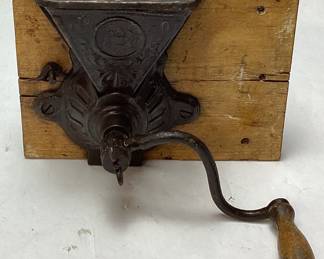 ANTIQUE PARKER GRINDER