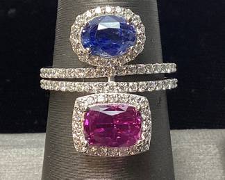 PLATINUM SAPPHIRE & DIAMOND RING, SIZE 7, 3.75cts SAPPHIRE 0.74cts DIAMONDS, 7.9g TOTAL WEIGHT

GGA APPRAISAL $22,780.00,