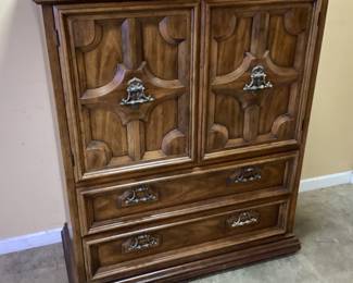 VTG. DREXEL HERITAGE ARMOIRE CHEST OF DRAWERS