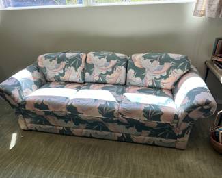 Bassett Furniture Floral Couch with Pull Out Bed